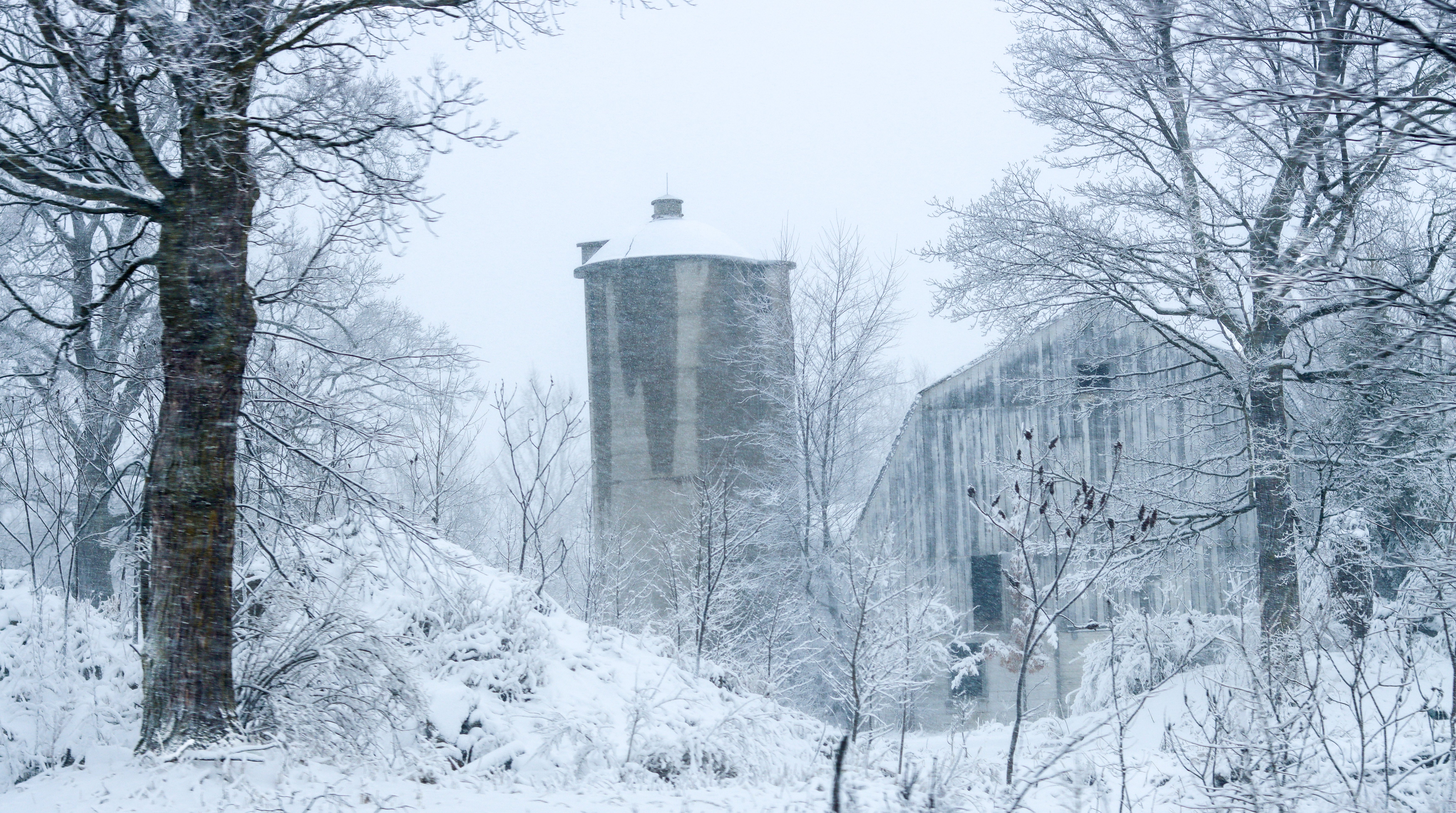 Scenic Winter Barn