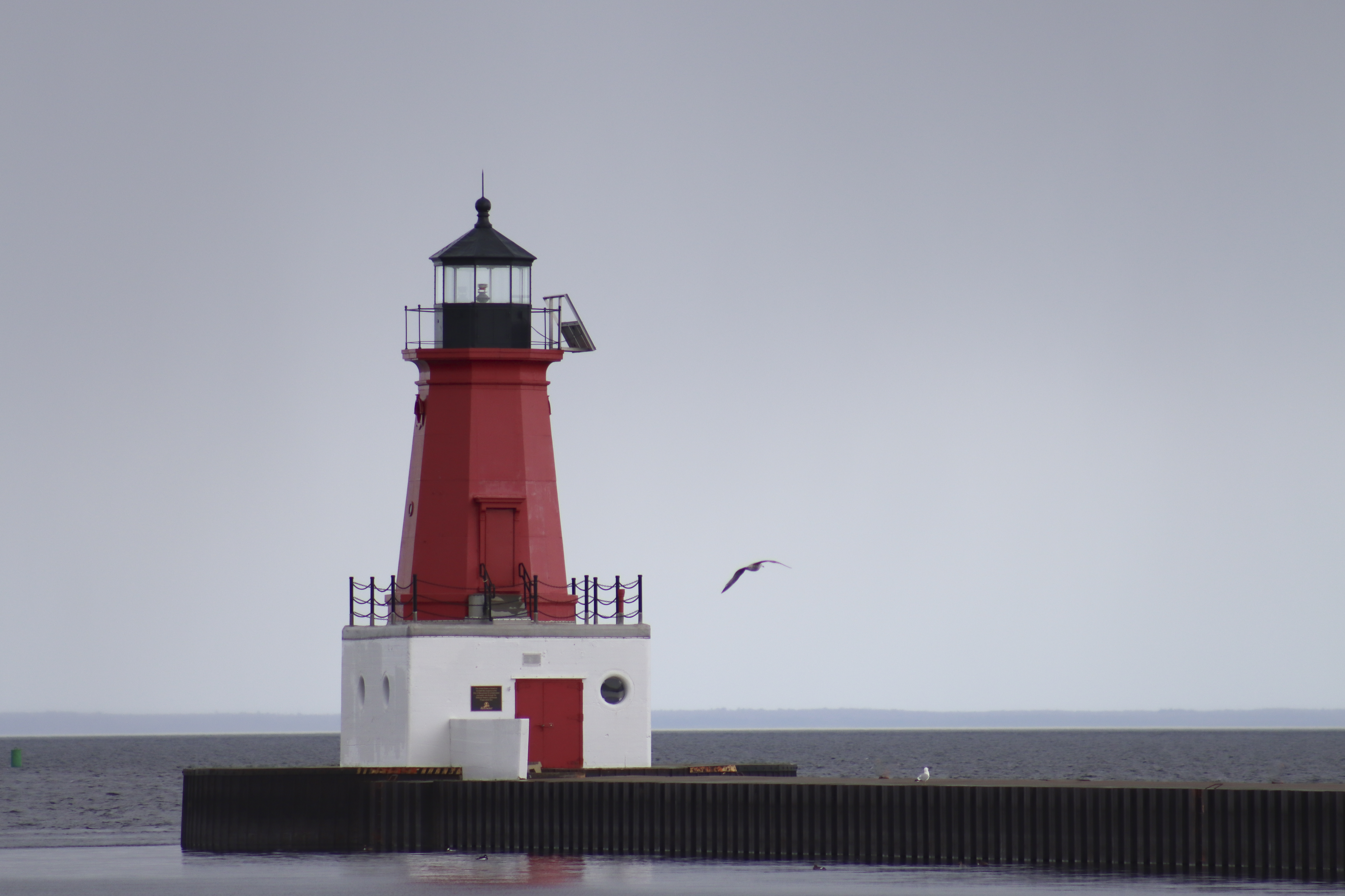Menominee North Pier Lighthouse